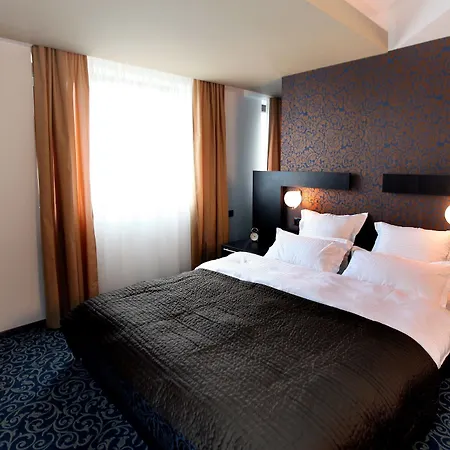Ambiance Hotel 3*