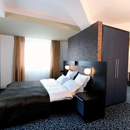 Ambiance Hotel 3*